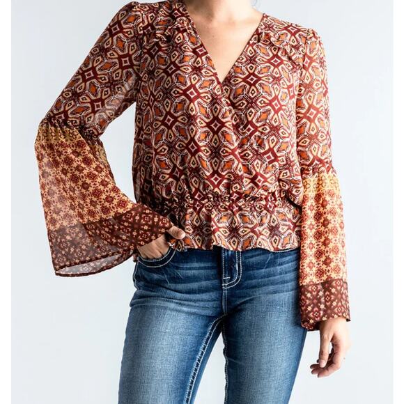 Miss Me Bianca Top Womens Large Rust Mixed Geo Print Bell Sleeve Boho Blouse - Picture 1 of 10